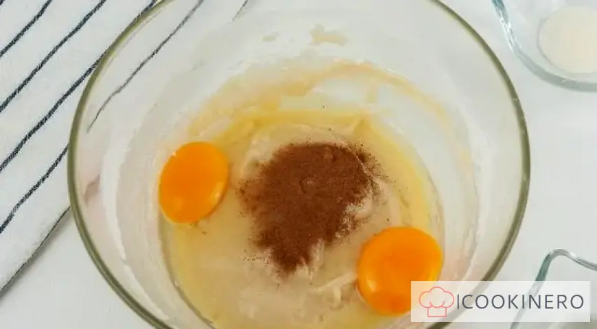 Gingerbread with sugar