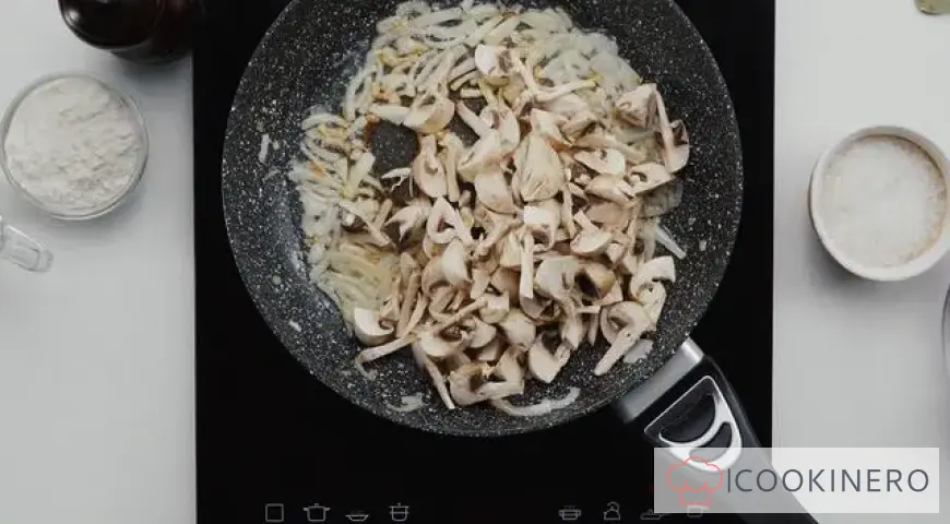 Stroganoff de ternera con champiñones y nata
