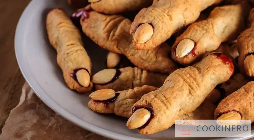 Witch Fingers Cookies