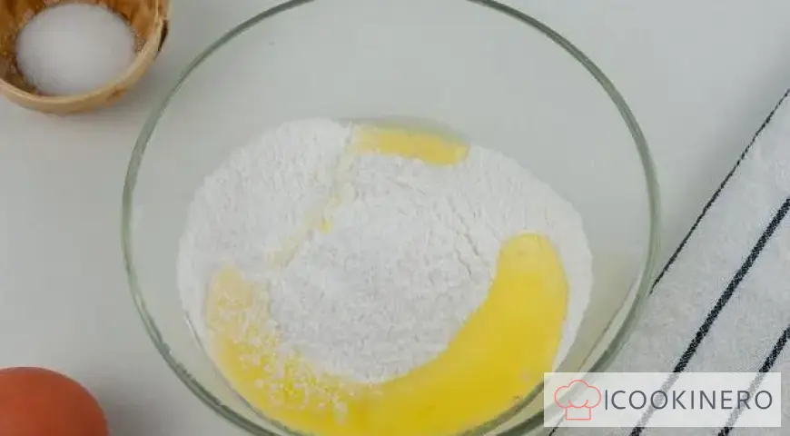 Gingerbread with sugar