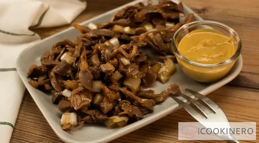 Marinated chicken gizzards