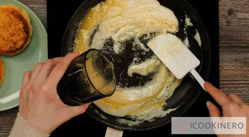 Potato cutlets with gravy