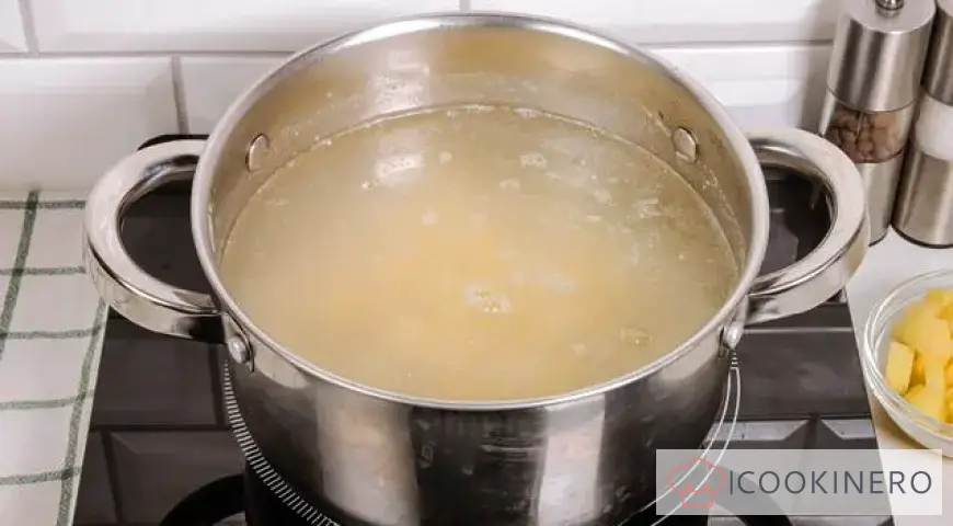 Soup with pearl barley