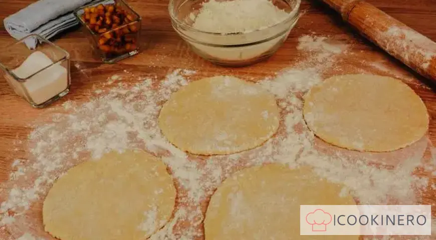 Torte di ricotta con mele