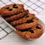 Biscotti di avena con ribes nero