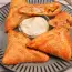 Samsa con pollo y patatas