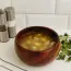 Sopa de guisantes con guisantes verdes