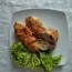 Appetitosi involtini di pollo con formaggio ed erbe aromatiche