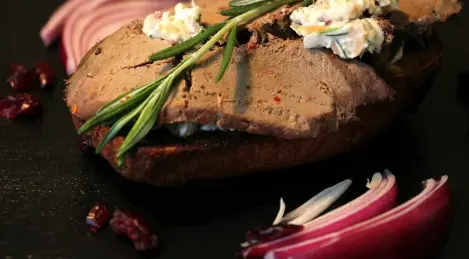 Sandwich "Sherwood" with liver