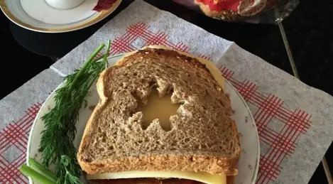 Sandwich for schoolchildren