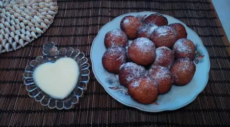 Hüttenkäse Donuts