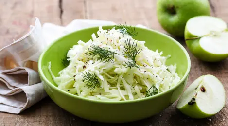Insalata di cavolo cappuccio con miele