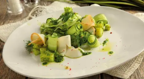 Ensalada con calamares ahumados