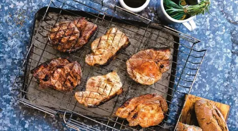 Three carbonade steaks