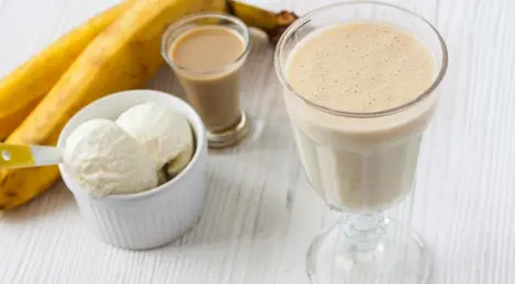 Cocktail de bananes à la liqueur Baileys