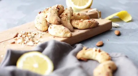 Biscotti magri al limone