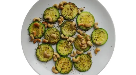 Courgettes aux noix de cajou