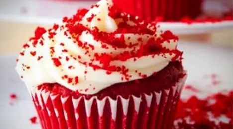 Red velvet cupcakes (RED VELVET)