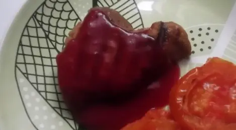 Grilled pork with redcurrant sauce