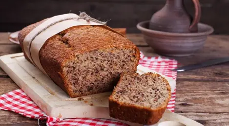 Pastel de plátano con nueces