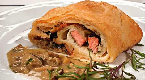 Fish roll with shrimps