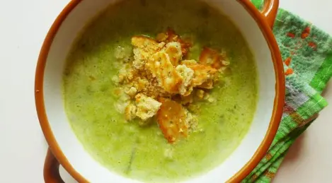 Pea cream soup