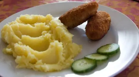 Pozharsky cutlets in Lopatinsky