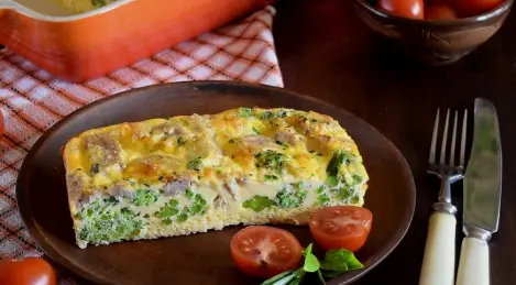 Casserole with broccoli and boiled meat