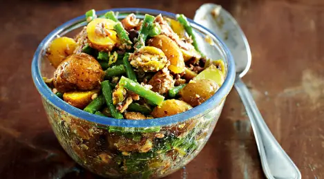 Insalata di patate novelle con sardine