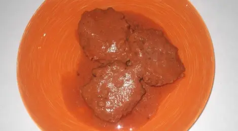 Grechaniki in tomato-sour cream sauce