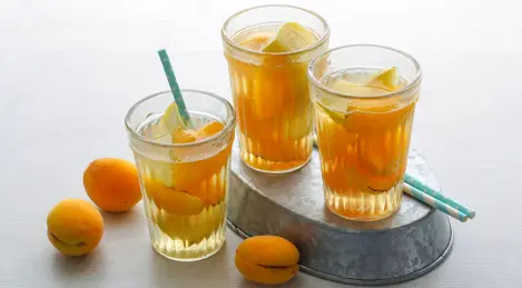 Composta di albicocche e mele