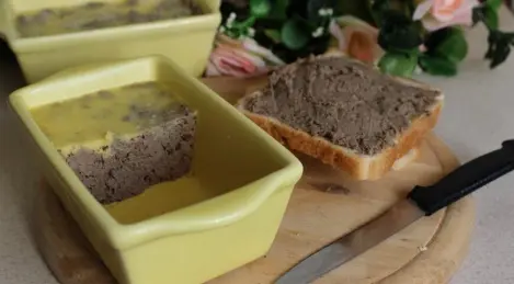 Pork liver pate with prunes
