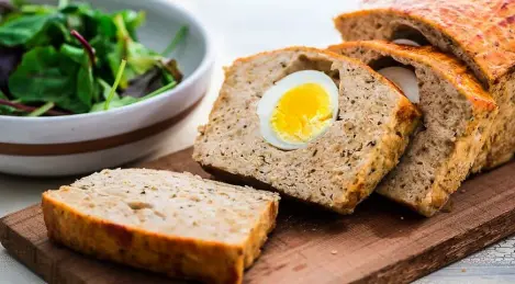 Chicken roll with eggs