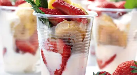 Grilled Bananas with Vanilla Ice Cream and Strawberries