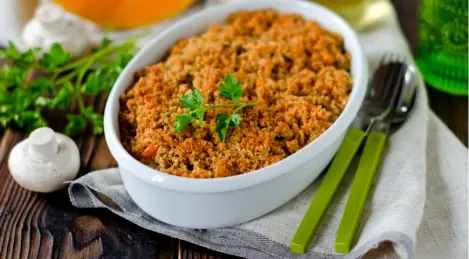 Rice casserole with chicken and mushrooms