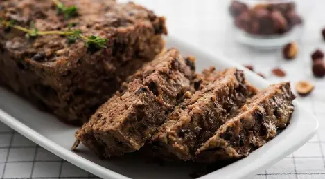 Terrina de cerdo con frutos secos y nueces
