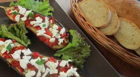 Gebackene Aubergine "Bishtak"