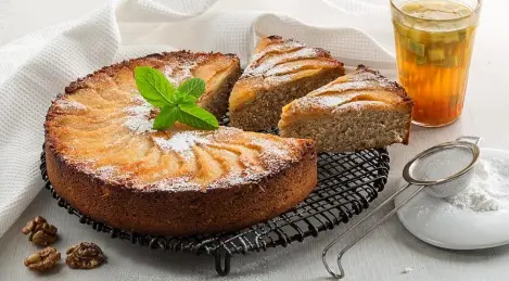 Tarte aux coings et noix