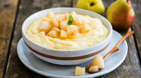 Weizenbrei mit Birne