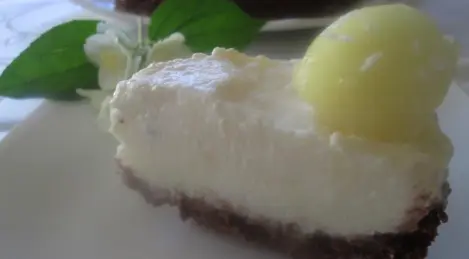 Melon ice cream cake