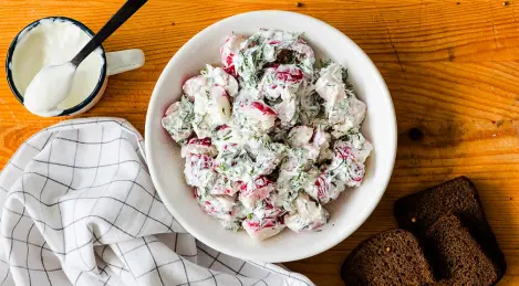 Insalata di ravanelli con panna acida