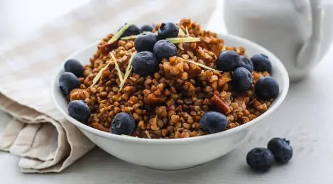 Scandinavian buckwheat porridge with ginger
