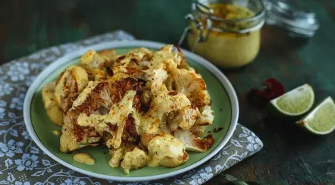 Baked Cauliflower with Yogurt Curry Sauce