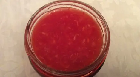 Seasoning from tomatoes with horseradish