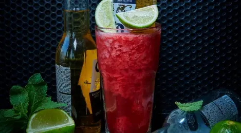 Signature cocktail Tequila raspberry