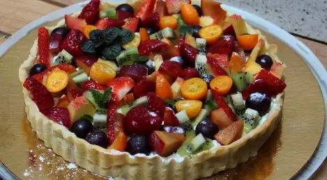 Tarte aux baies à la crème de caillé