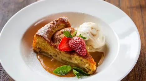 Charlotte con mele e cannella