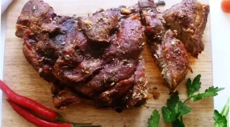 Spalla di maiale al forno