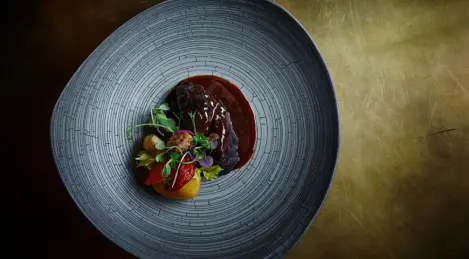 Beef cheeks stewed in red wine and Provence herbs