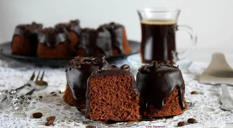 Coffee and chocolate cupcakes